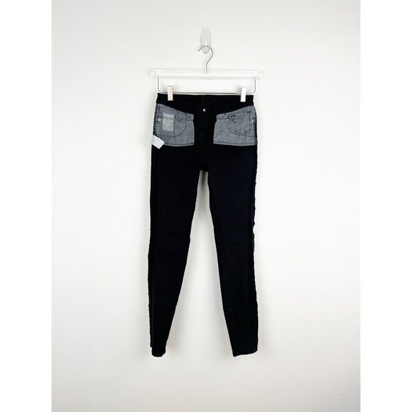 F R A M E - Picture 3 of 7